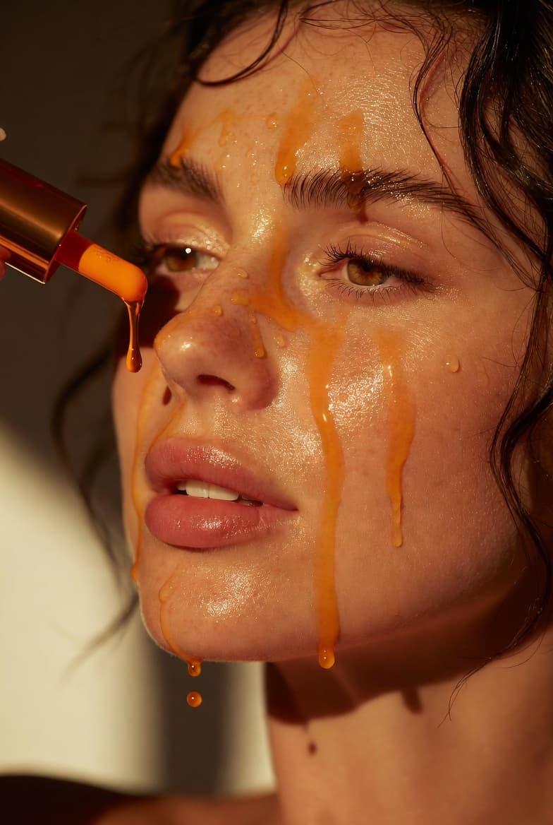 فيتامين C : سر مكافحة الشيخوخة وإشراق البشرة 2026